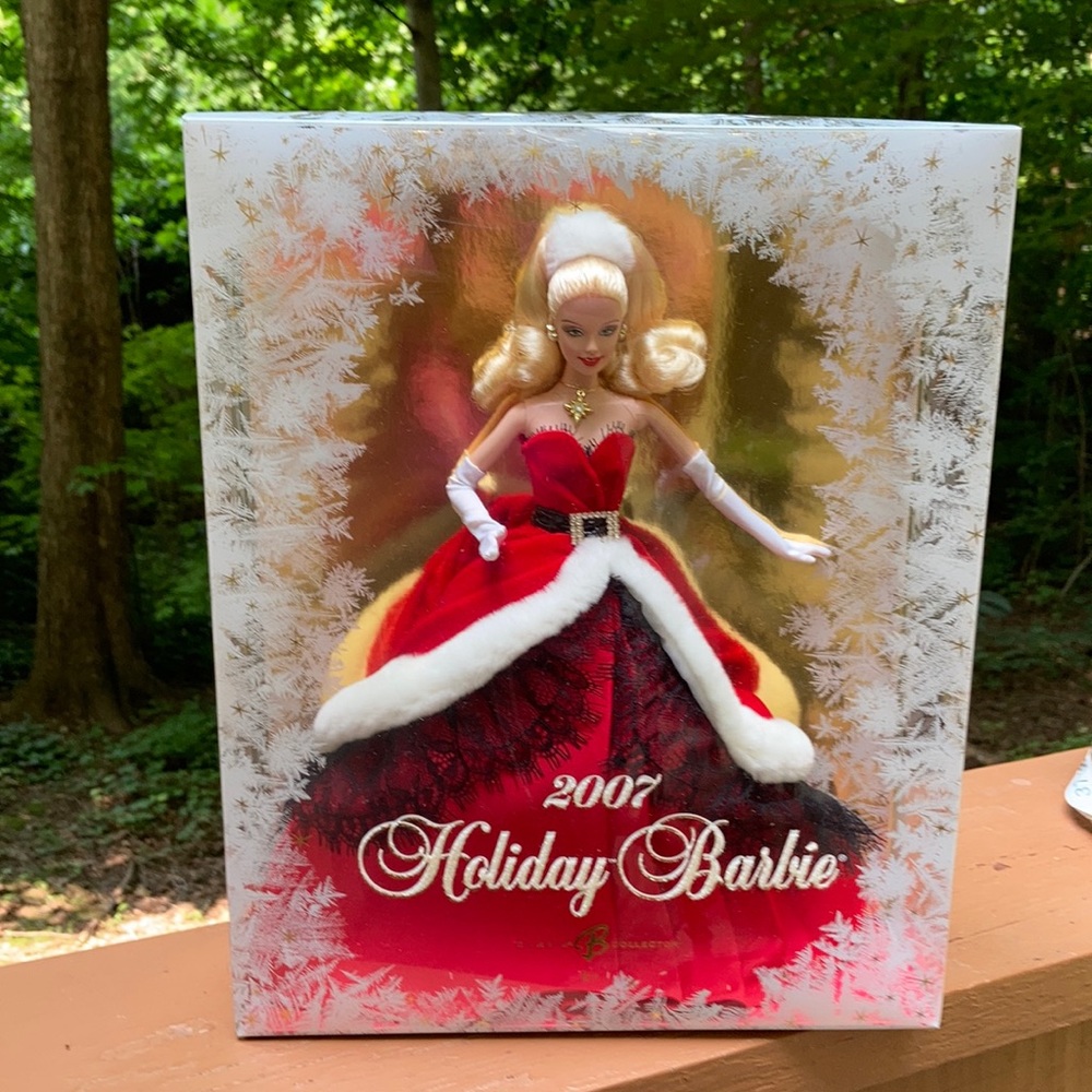 NIB 2007 Holiday Barbie